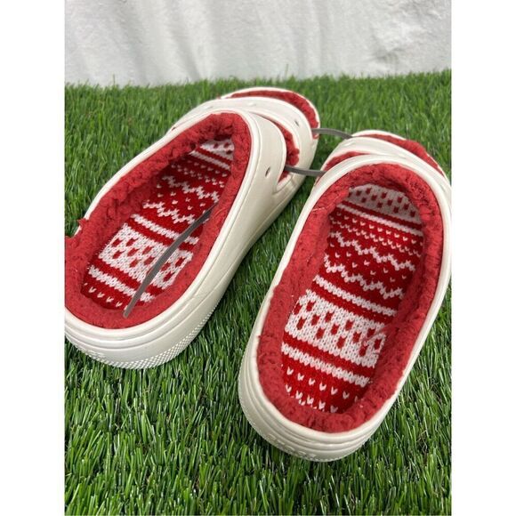 Crocs Classic Cozzzy Sandals Holiday Sweater Sandals men 5 women 7 Fuzzy Slipper - Picture 3 of 5